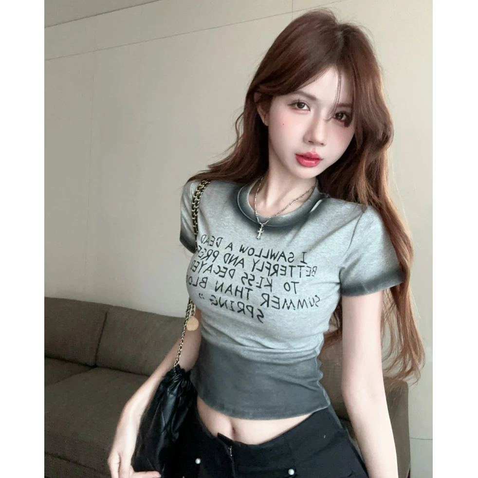 重工字母印花渐变短袖t恤女夏季新款修身显瘦正肩辣妹短款上衣服