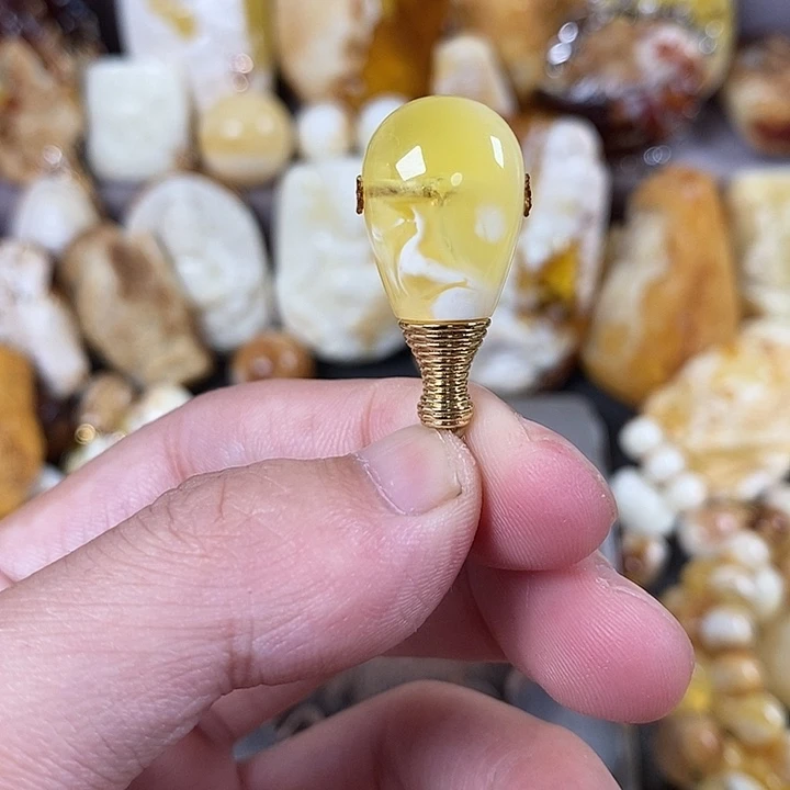 琥珀未镶嵌裸石我