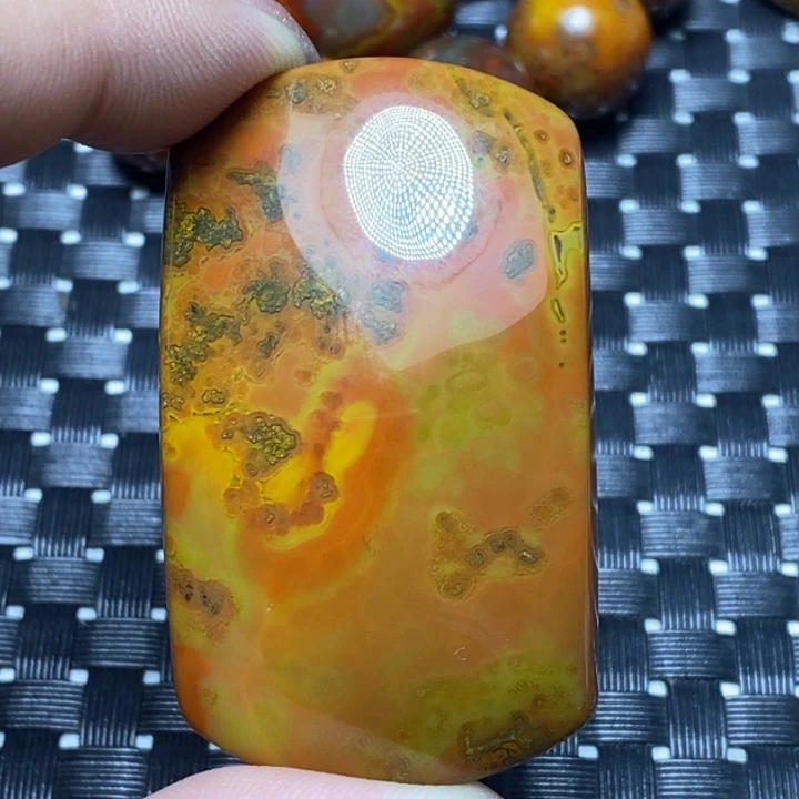 玛瑙/玉髓颈饰未镶嵌曾*