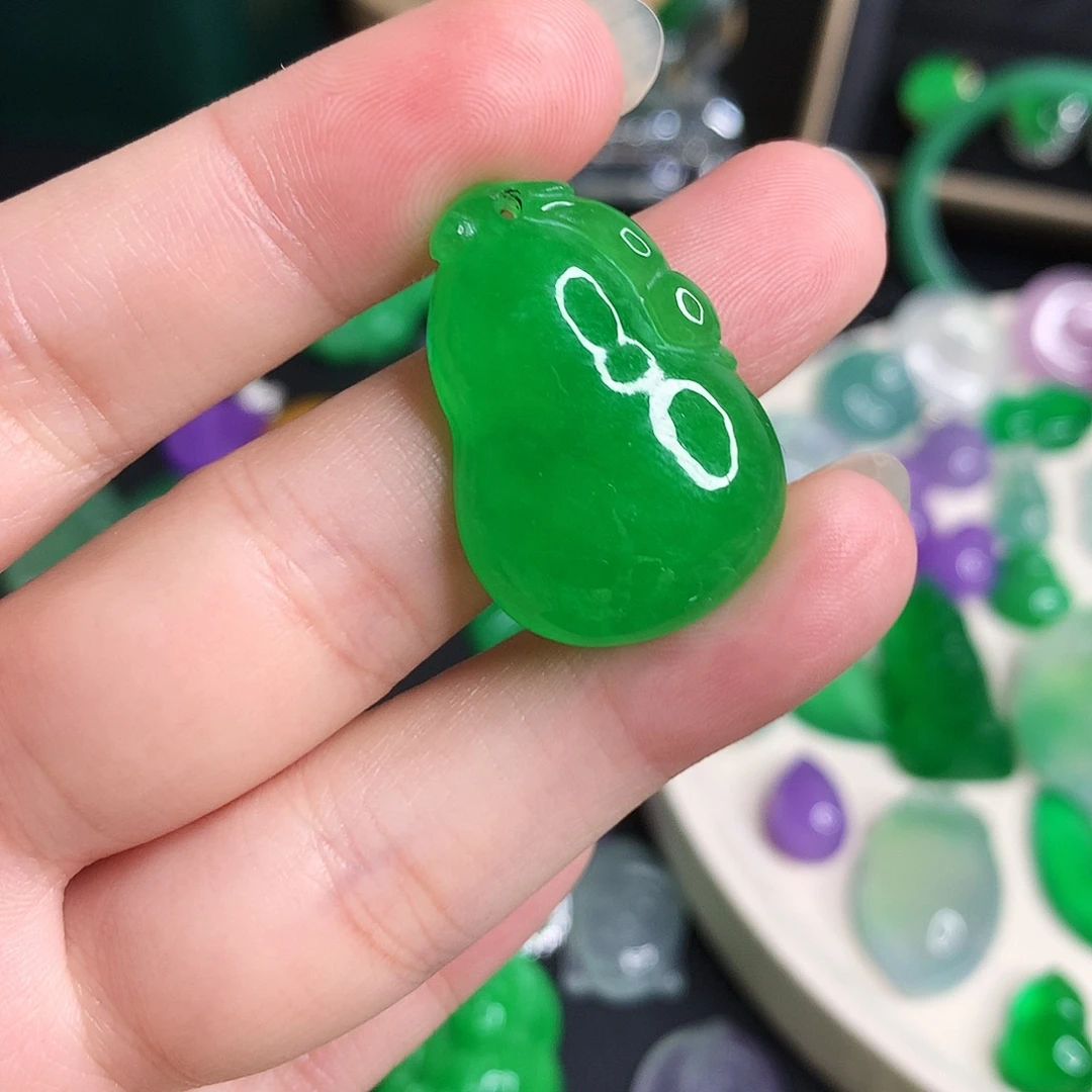 烧***挞翡翠未镶嵌颈饰优化793