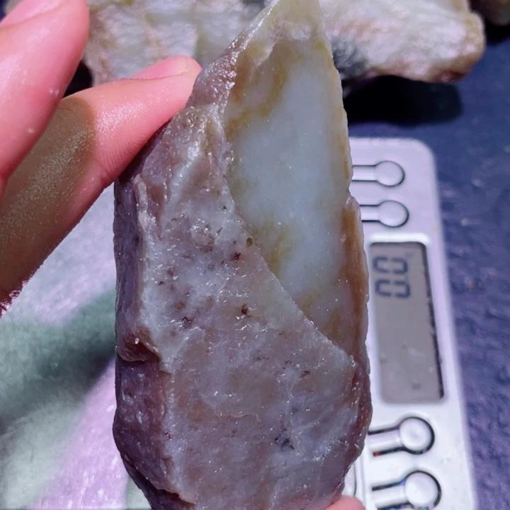 和田玉（糖玉）未镶嵌珠宝半成品