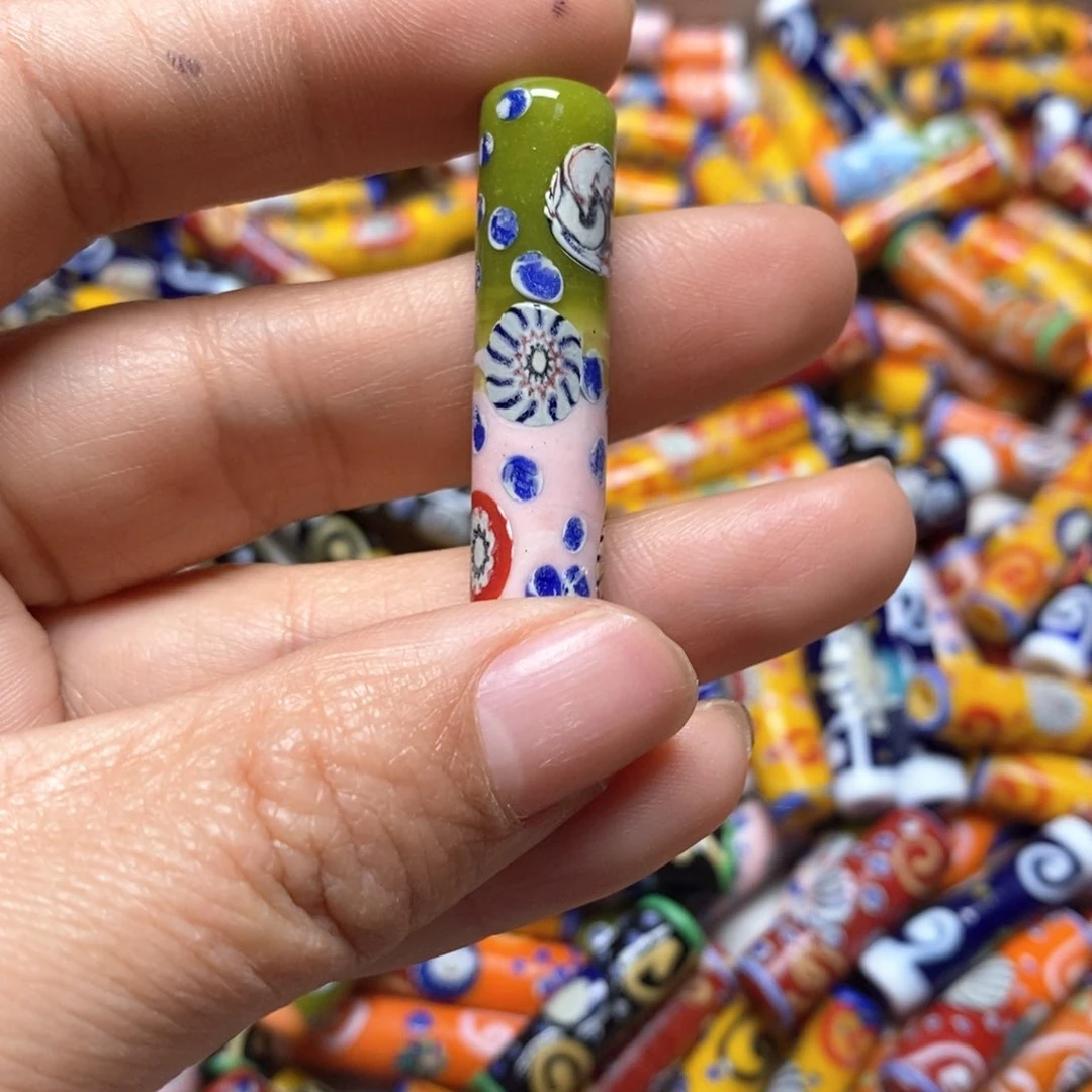 琉璃颈饰印度尼西亚弯管