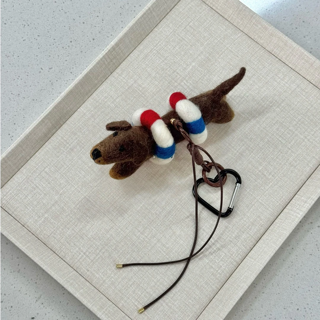 以类设计师品牌尼泊尔手工ins风可爱呆萌羊毛毡包包挂件45922