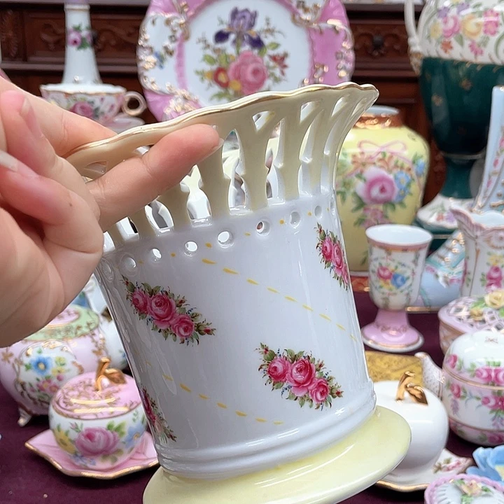 杯碟陶瓷摆件陶瓷