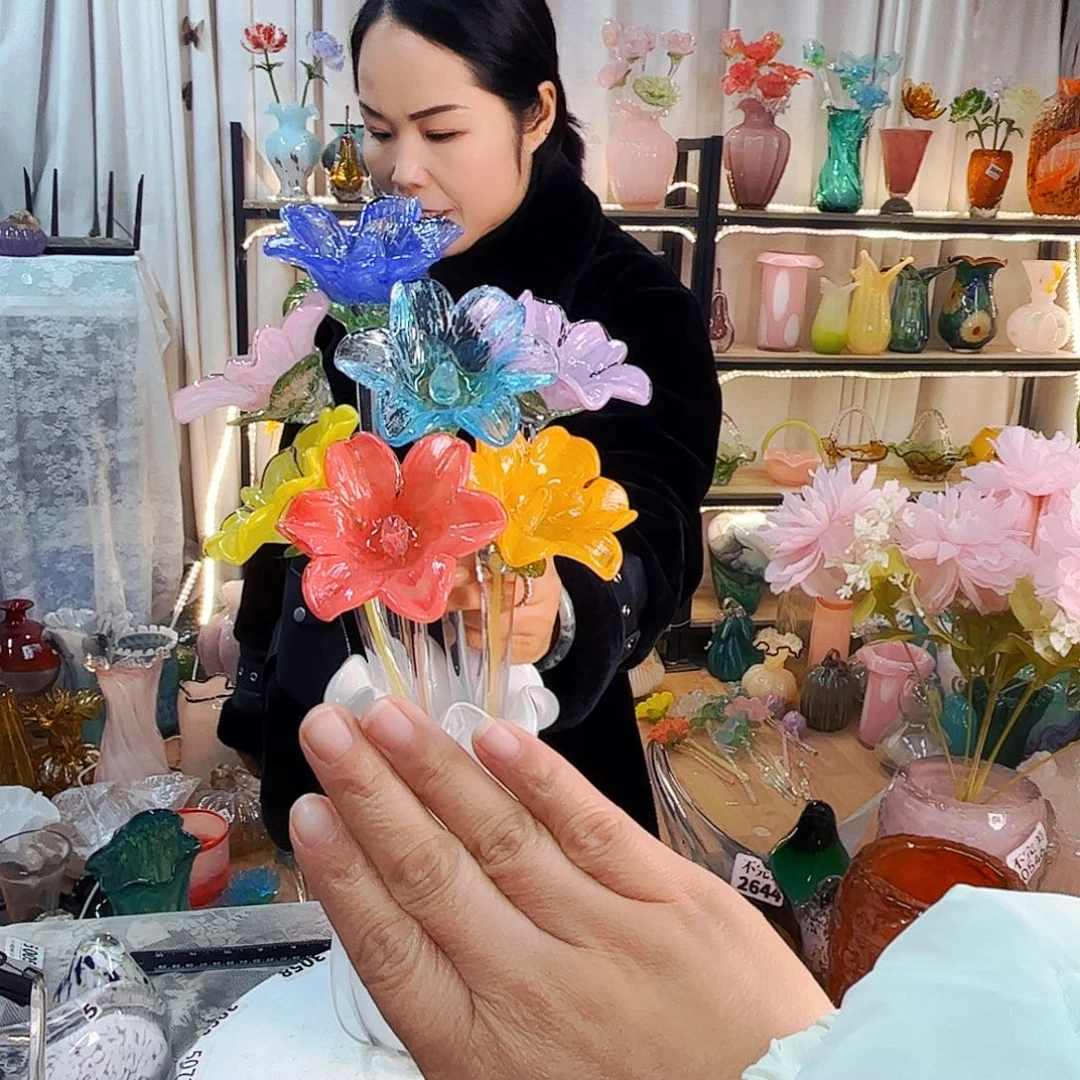 7朵百合家悦美居琉璃摆件