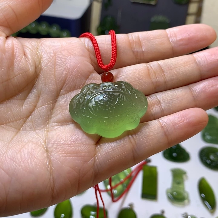 满***红岫玉未镶嵌戒指吊坠