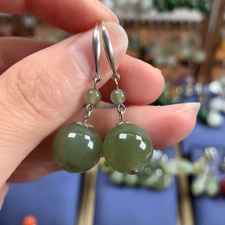 和田玉银S925镶嵌耳饰12左右晴水绿