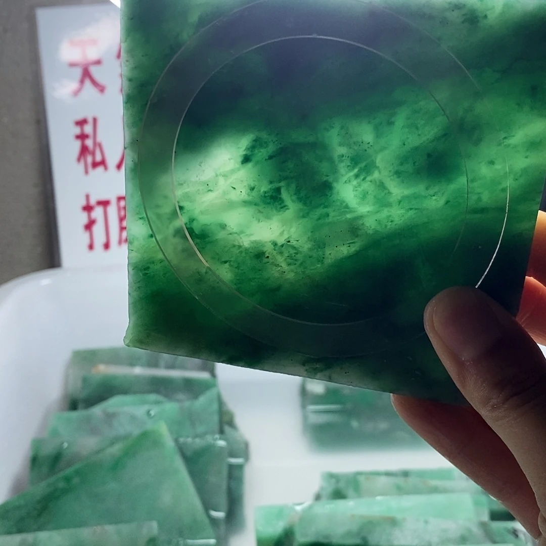 定制石英质玉（非洲翠）远*重