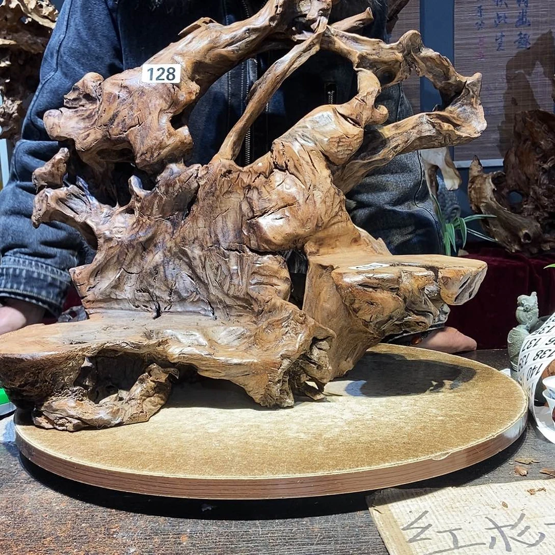 涂***传128。株木随行根艺