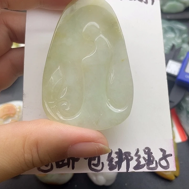 翡翠未镶嵌颈饰天然翡翠