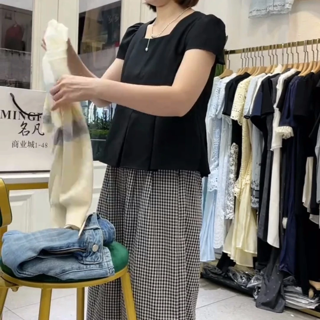 新款时尚女装减龄显瘦气质时髦女装套装