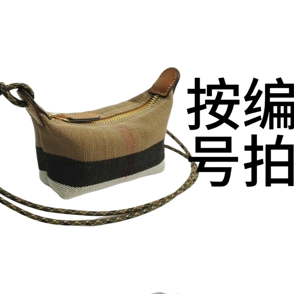 简约大气时尚腋下包