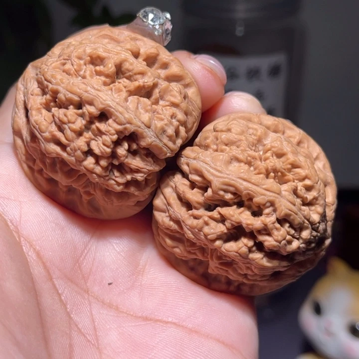 文玩核桃吊坠          42