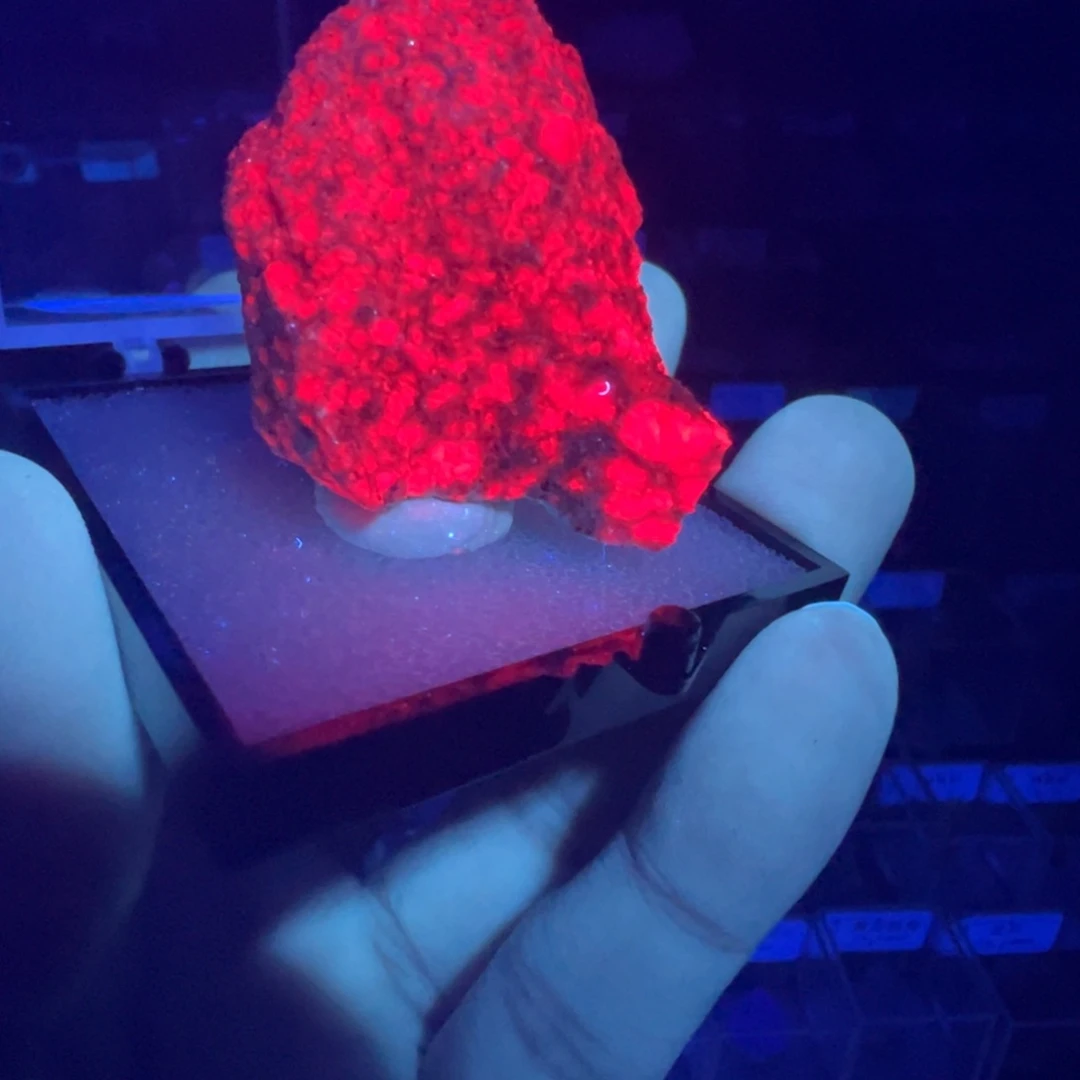 东陵石珠宝奇石合金