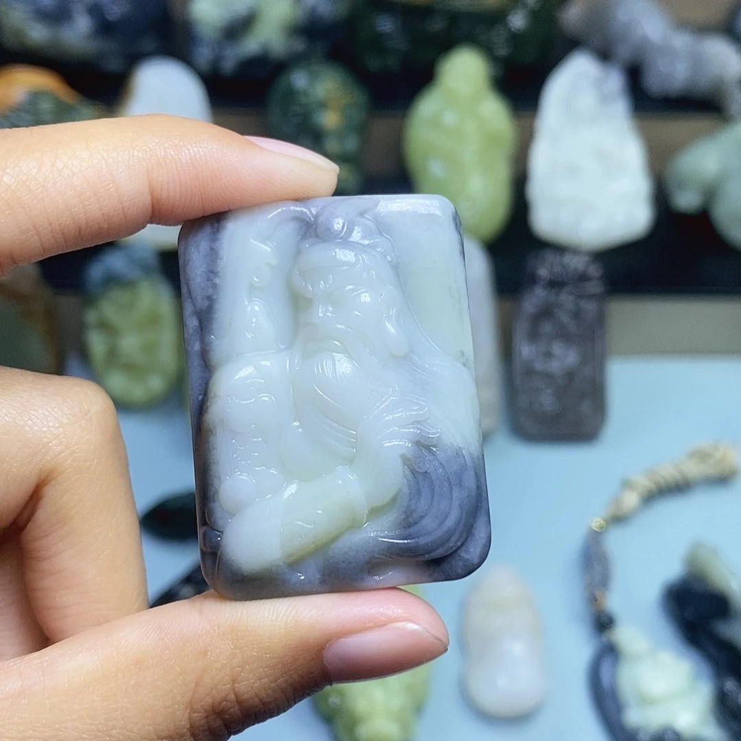 【闪购商品】颈饰未镶嵌和田玉小**r