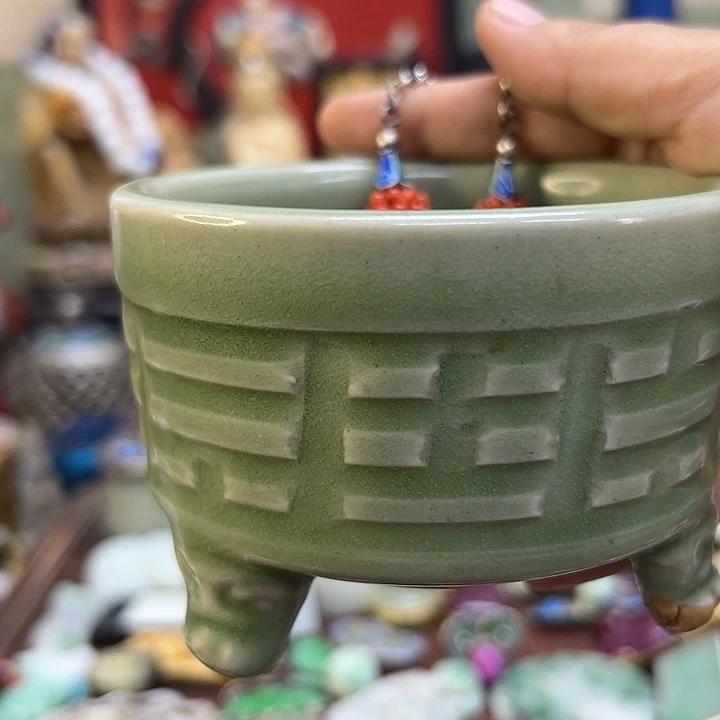 摆件山**间瓷杯、紫砂壶