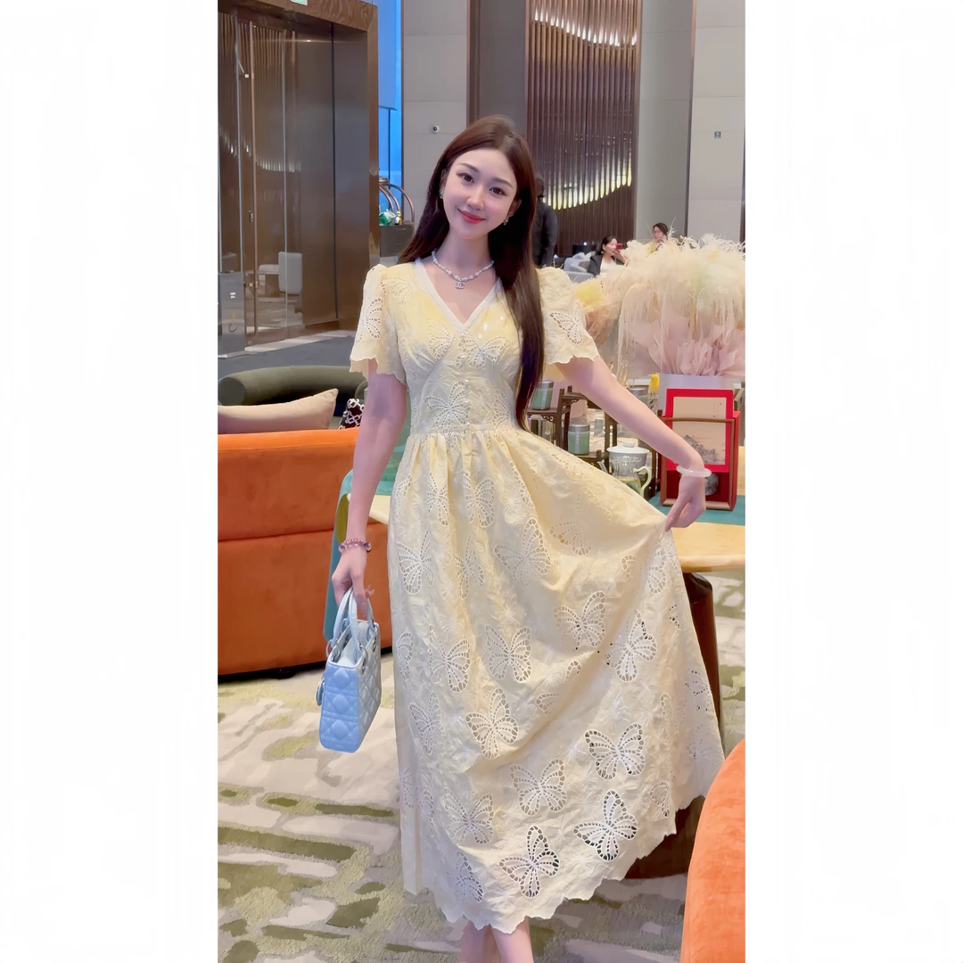 缇彩【庄周梦蝶】镂空时尚名媛优雅长款连衣裙圆领蝴蝶复古刺绣