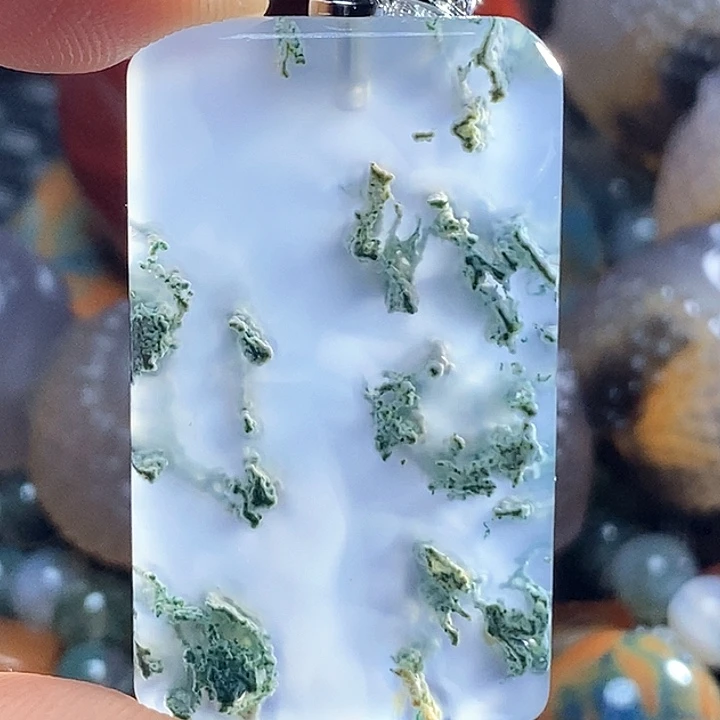 正***存玛瑙/玉髓未镶嵌颈饰