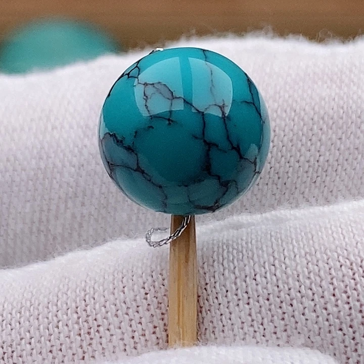 绿松石未镶嵌珠宝奇石11