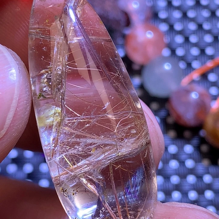 水晶吊坠(不含链)未镶嵌云****妳