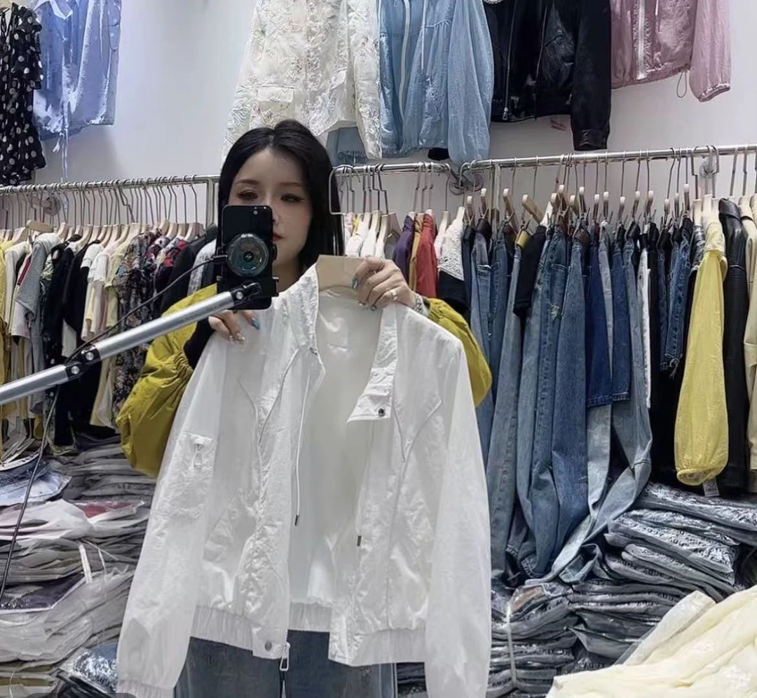 显瘦立领秋拉链外套