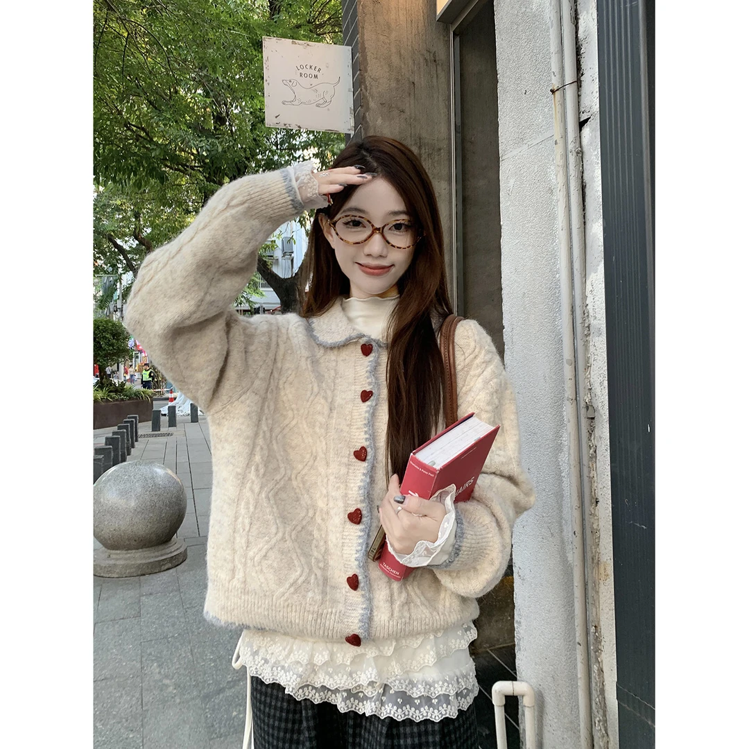 2025爆款推荐韩系时尚爱心毛衣女大码胖MM百搭温柔风小众针织衬衫