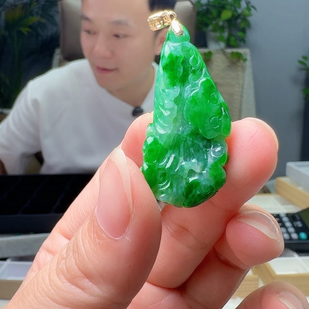 翡翠18K金镶嵌吊坠(不含链)天然