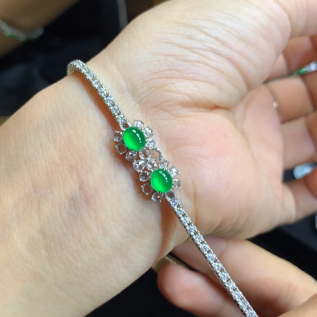 翡翠18K金镶嵌颈饰手链