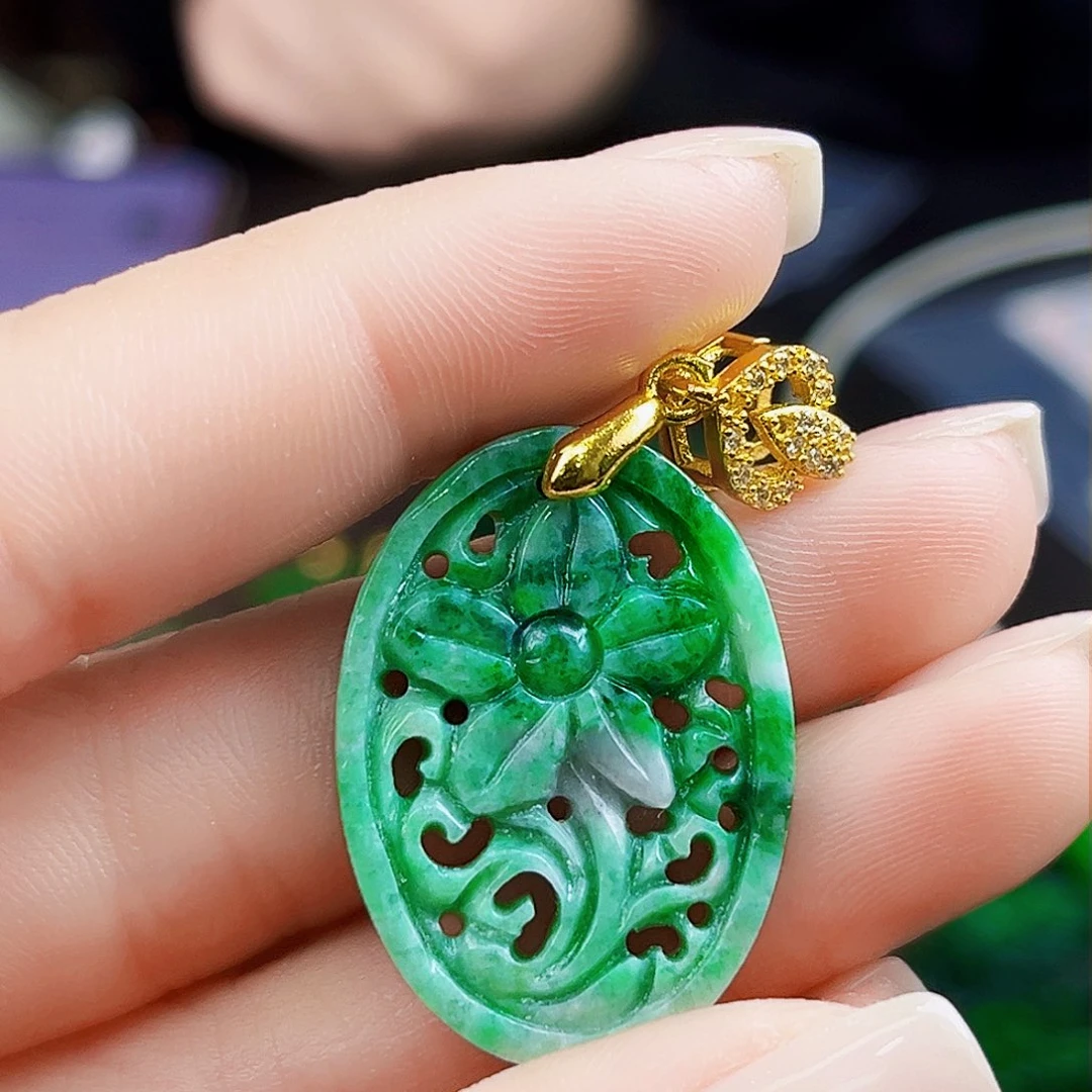 颈饰未镶嵌翡翠多样性