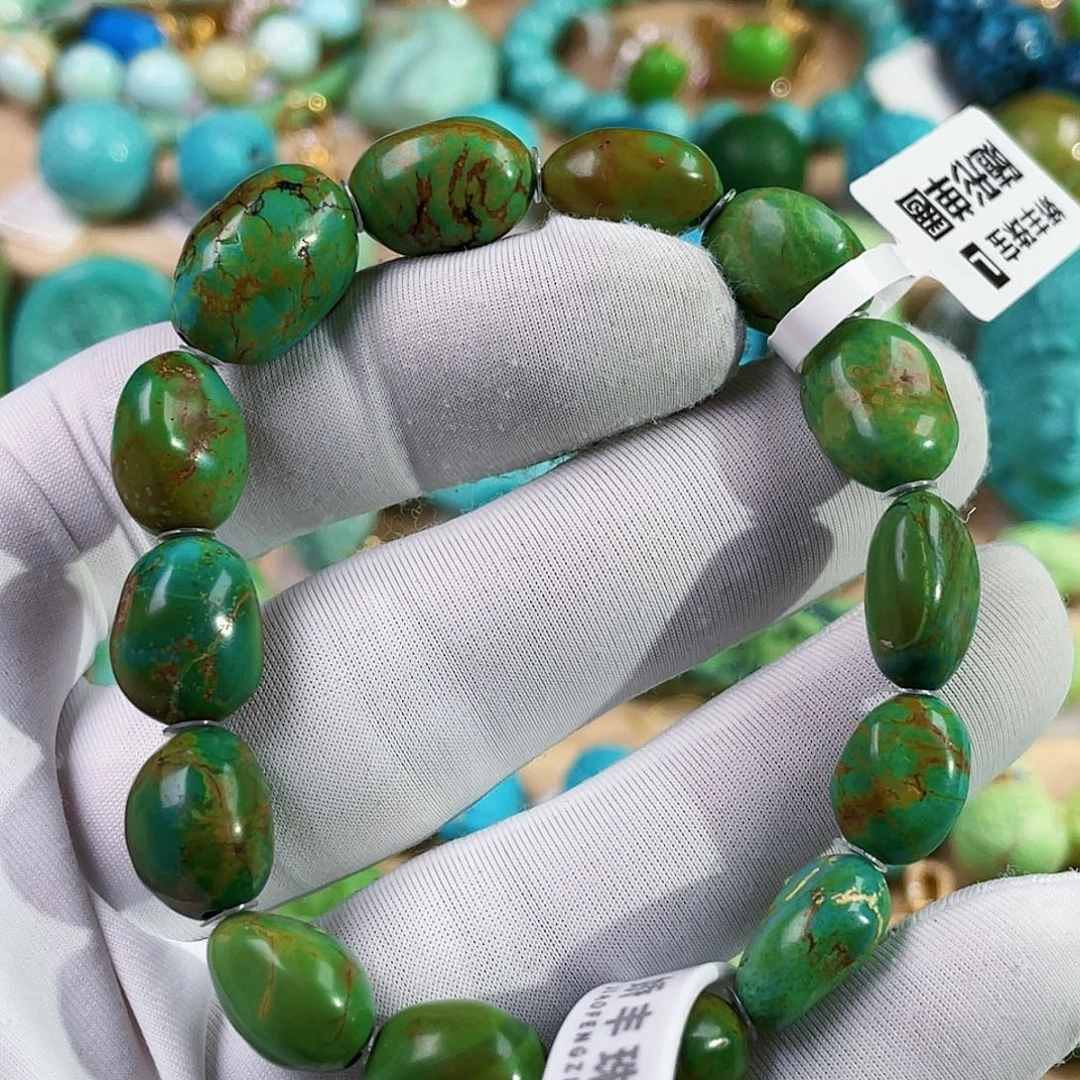 绿松石未镶嵌珠宝奇石