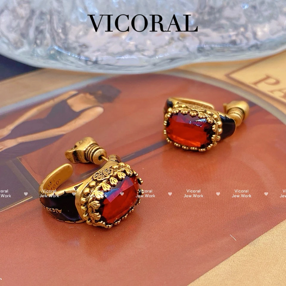 铜合金锆石耳饰 复古骷髅头耳圈小众气质耳环鬼才设计师耳饰-1135