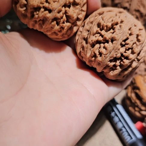 吊坠文玩核桃48粗筋