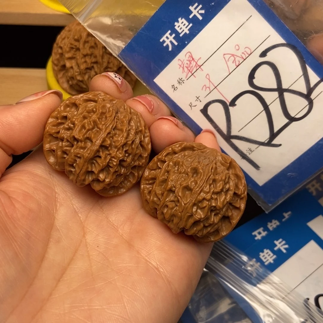 桃核吊坠核桃苹果园狮子头