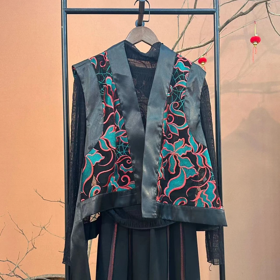 【大海轻奢】BF32666新款刺绣花开富贵设计师款短款外披