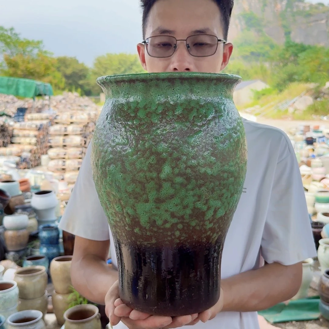 紫砂花盆口20高31（一个美人鱼牛油果