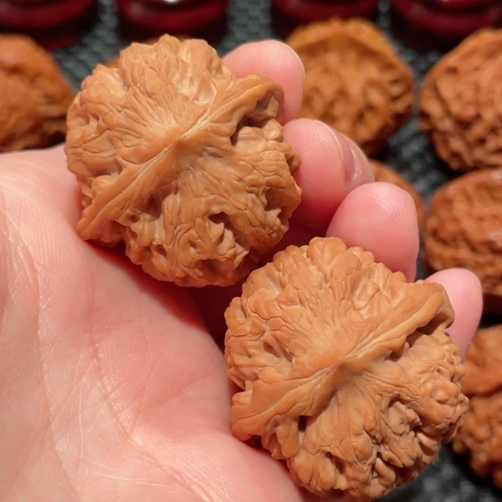 把件文玩核桃太行龙纹