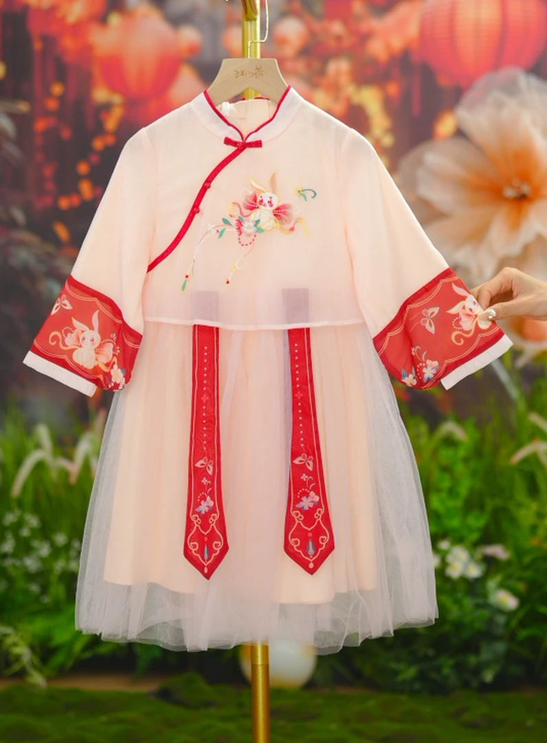 汪小荷品牌清货女童中国风12b萌兔公主裙子（连衣裙）D23103-A