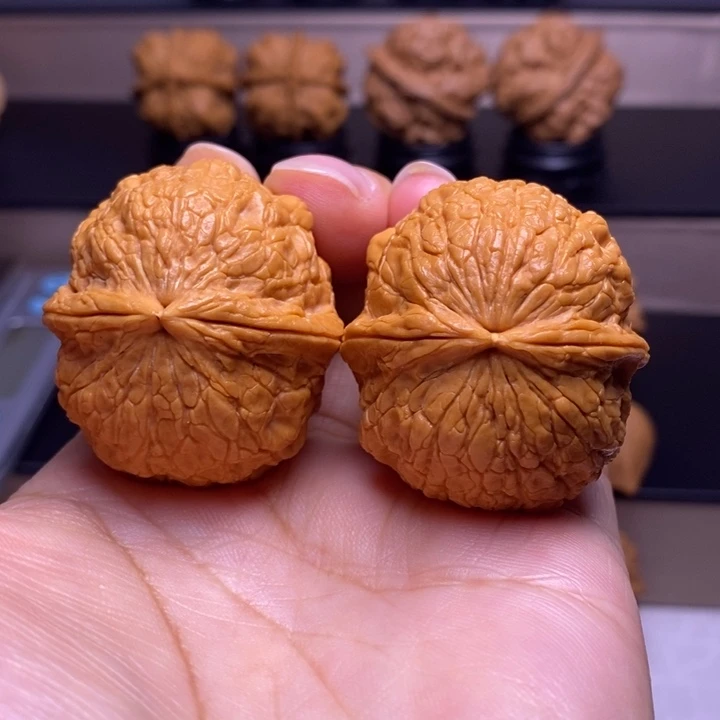 把件文玩核桃金丝绣球48
