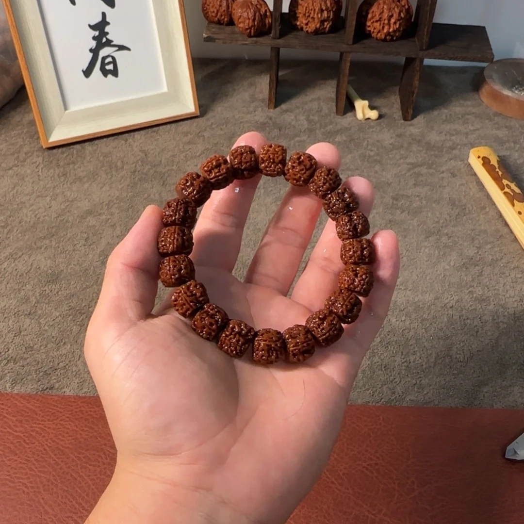 金刚菩提吊坠盘龙藏切单圈