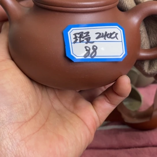 紫砂茶壶瑕疵壶，瑕多