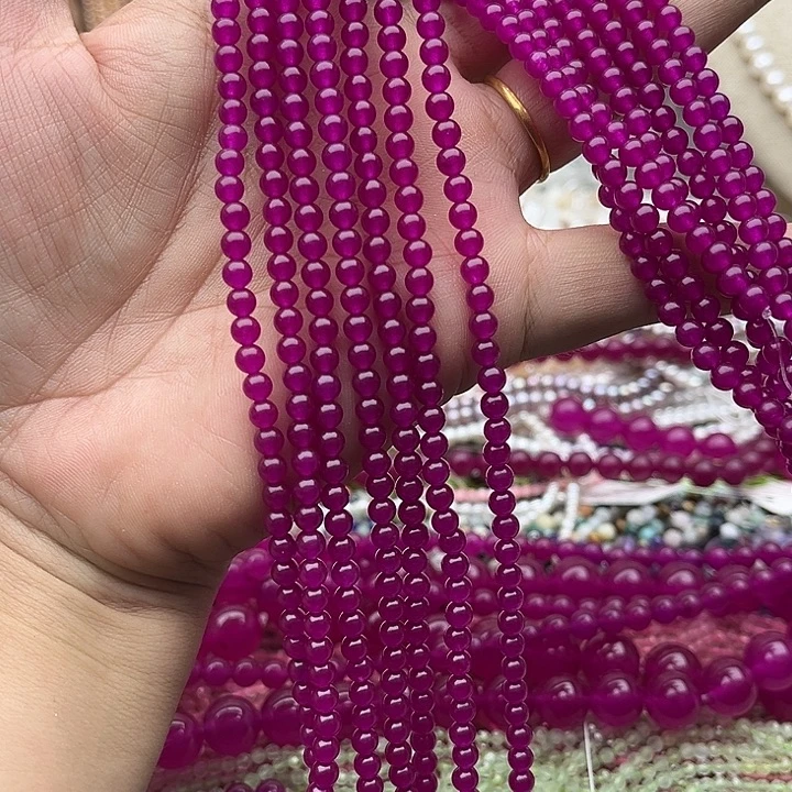 玛瑙/玉髓未镶嵌珠宝半成品一条4mm红刚玉