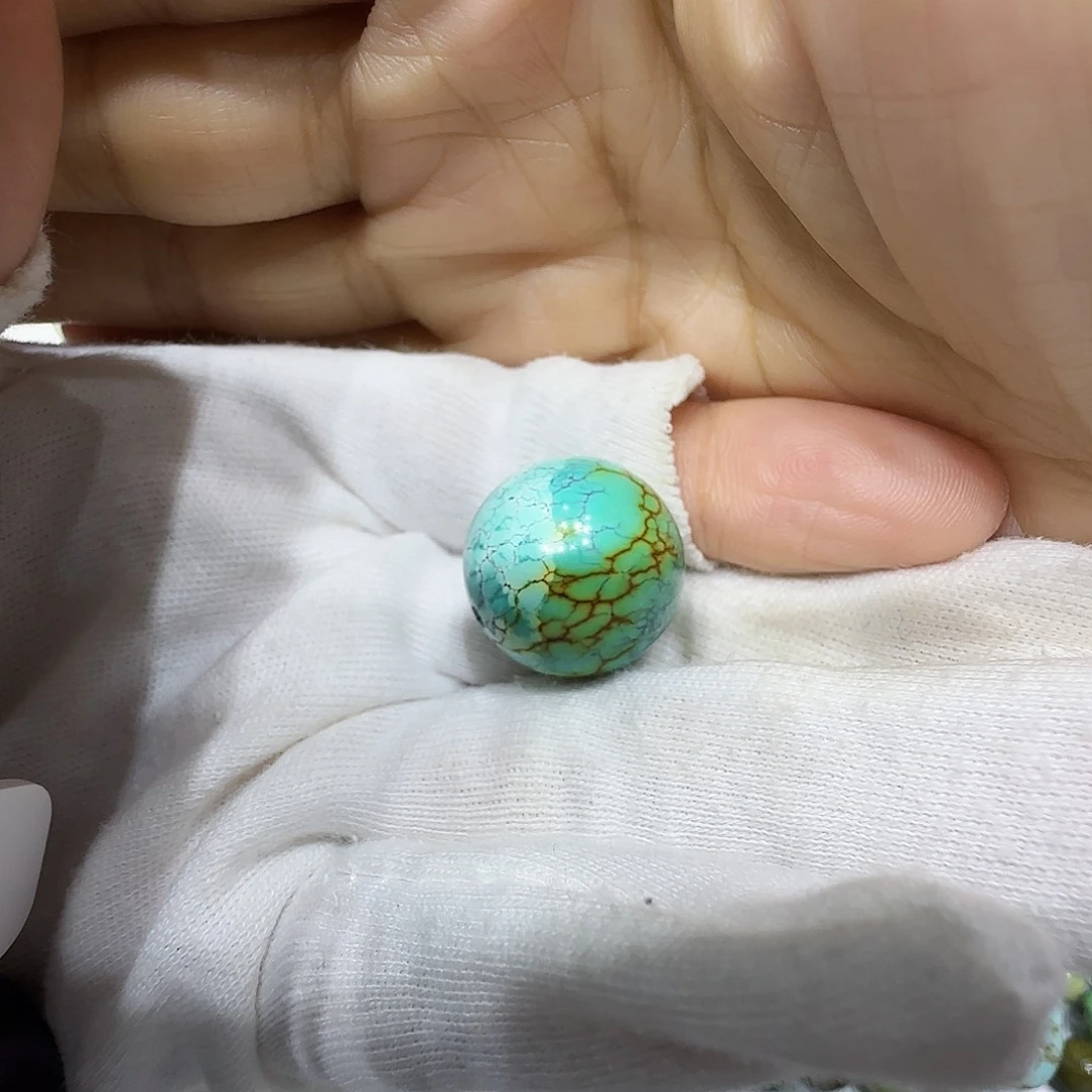 未镶嵌绿松石原矿绿松石