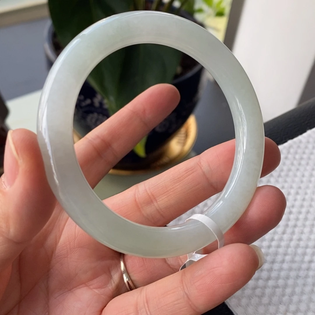 翡翠未镶嵌手镯16号