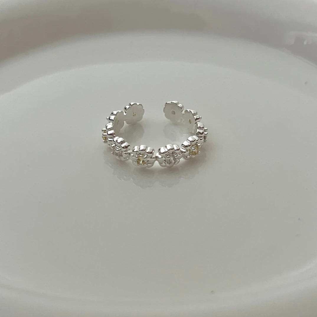 纯铜锆石戒指 Lumen•甜美花朵黄白锆石