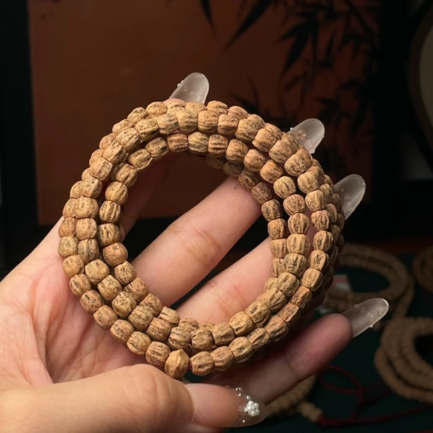 热振柏香脏皮多棱方块