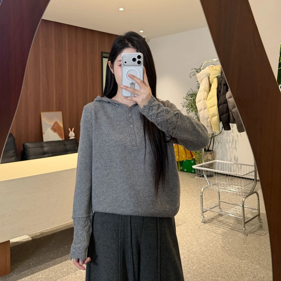 SUMU/宿慕韩版时尚连帽针织衫2025新款纯色系扣毛衣3655小雨女装