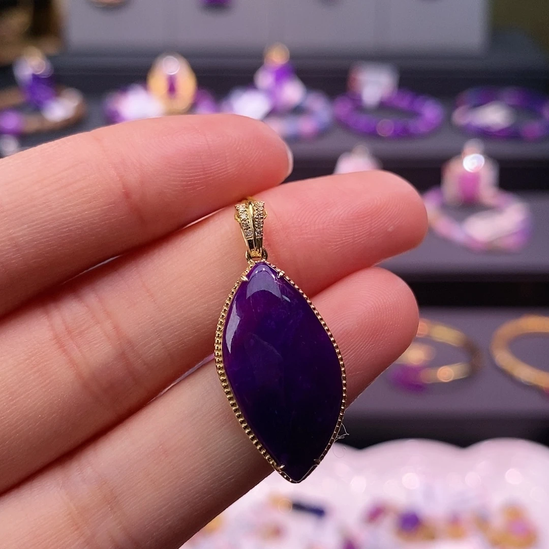 苏纪石（舒俱来）18K金镶嵌吊坠(不含链)