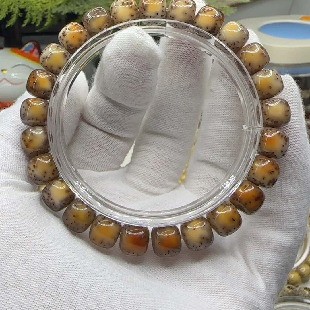 星月菩提手串火烧云侧白9.5×8.5同枝果b3