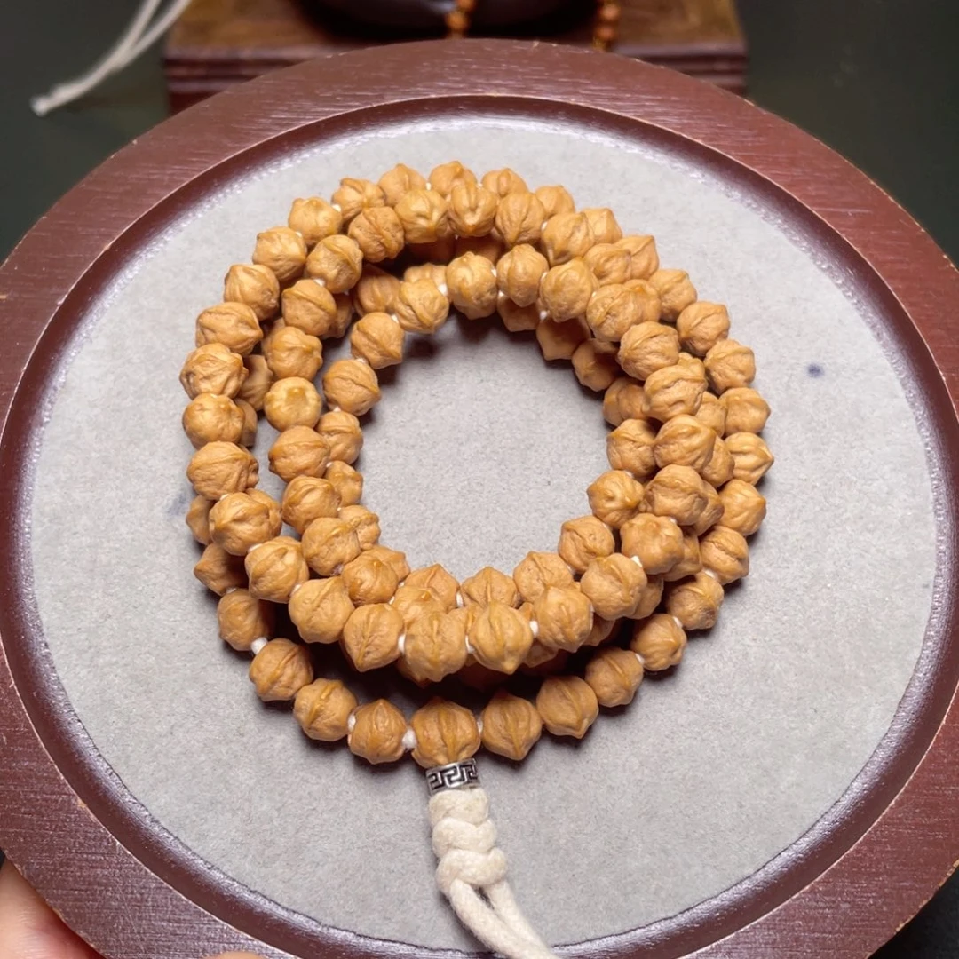 吊坠柏香籽/百香籽白牙横打长串