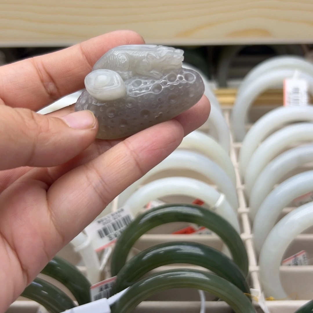 颈饰未镶嵌和田玉340